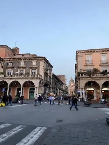 Appartamento John Mary House Aeroporto di Catania Fontana Rossa