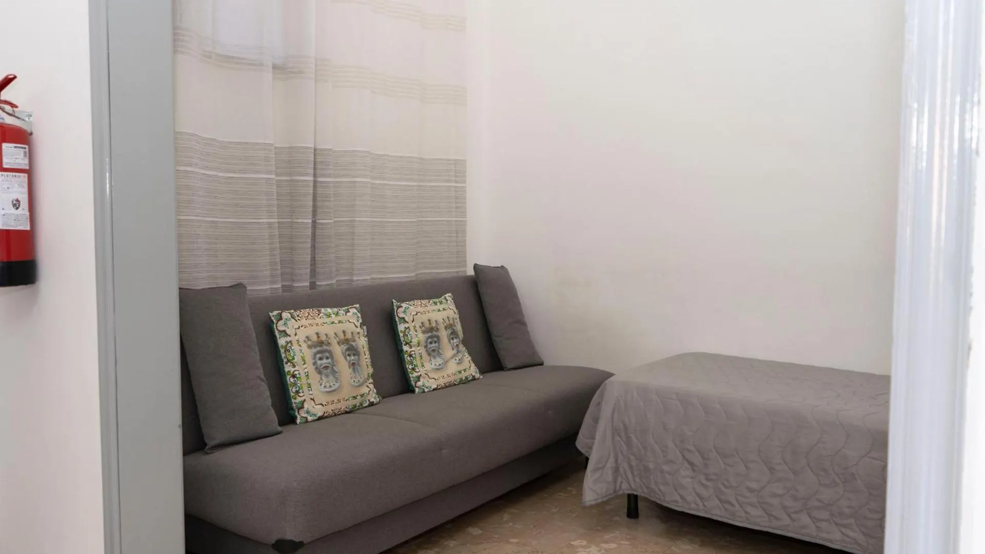 Apartmán John Mary House Katánie